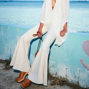 NWT Free People Just Float On Flare Jeans in Ecru